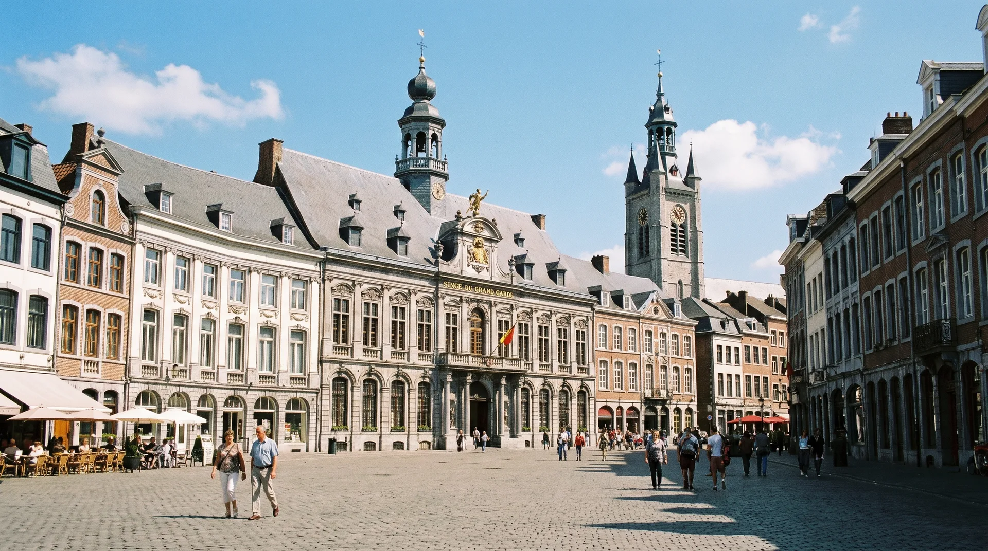 Mons